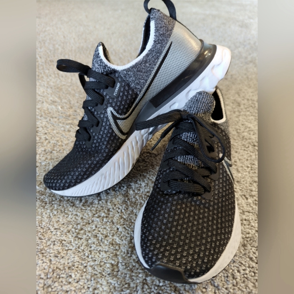 new Nike FlyKnit Infinity Reacts